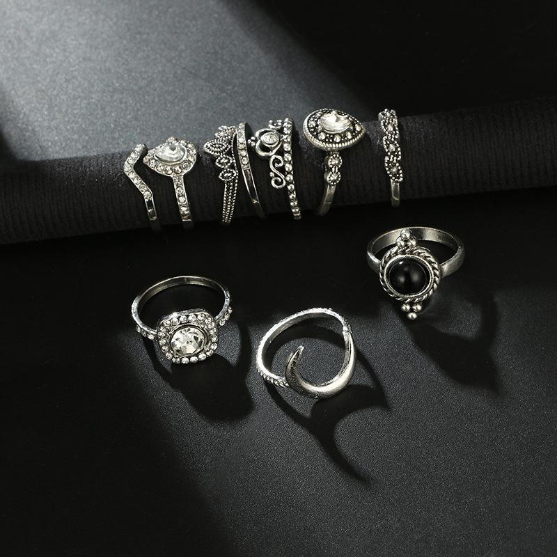With Luxe Crystals Silvertone Ring ITALY Design