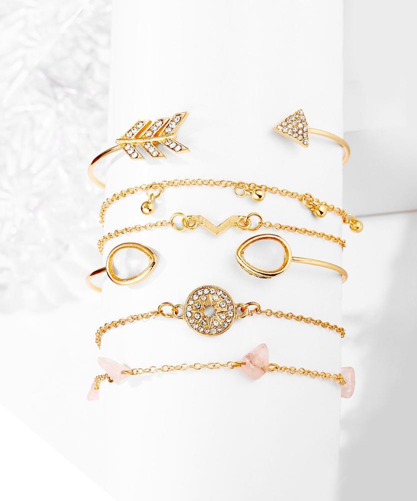 Goldtone Bracelet in Goldtone ITALY Design