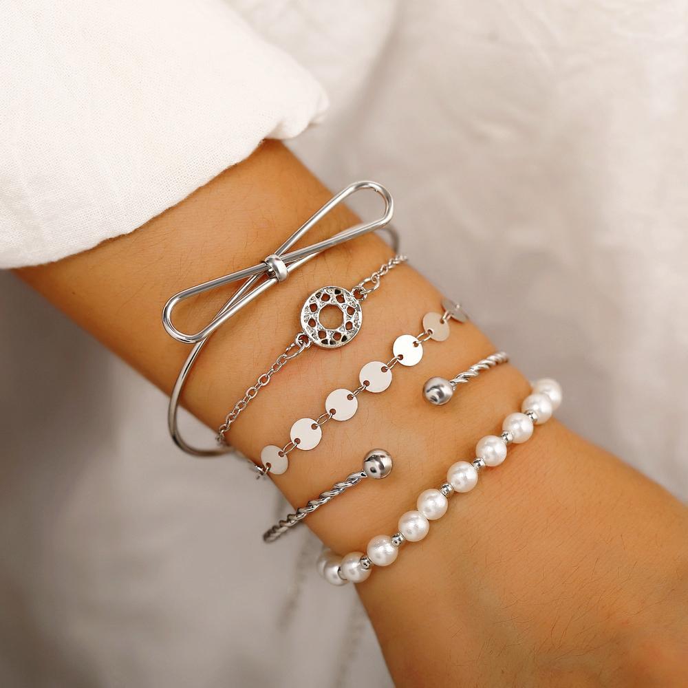 Silvertone Bracelet in Silvertone ITALY Design