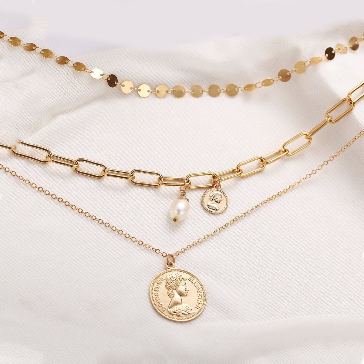 3 Piece Coin Pearl Necklace Goldtone Necklace in Goldtone ITALY Design