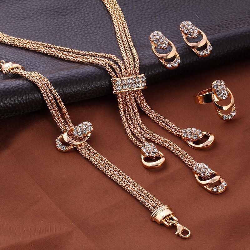 4 Piece Royal Jewelry Set With Gemstone Crystals Goldtone Set