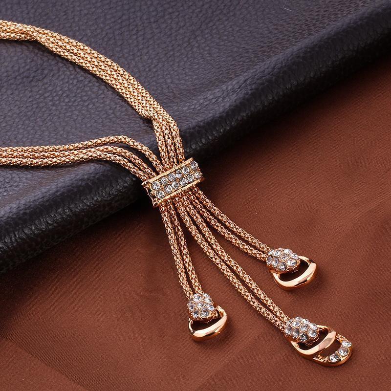 4 Piece Royal Jewelry Set With Gemstone Crystals Goldtone Set