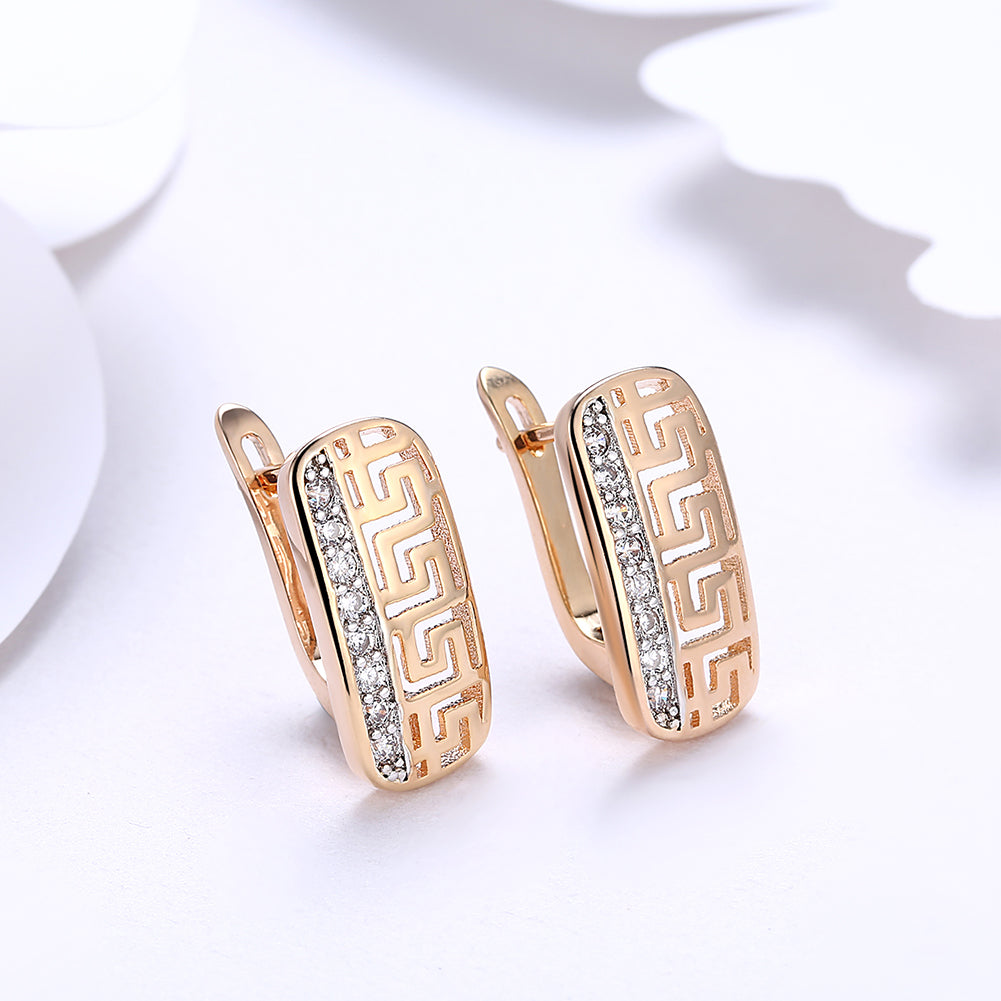 Roman Design Leverback Earring in Goldtone with Crystals