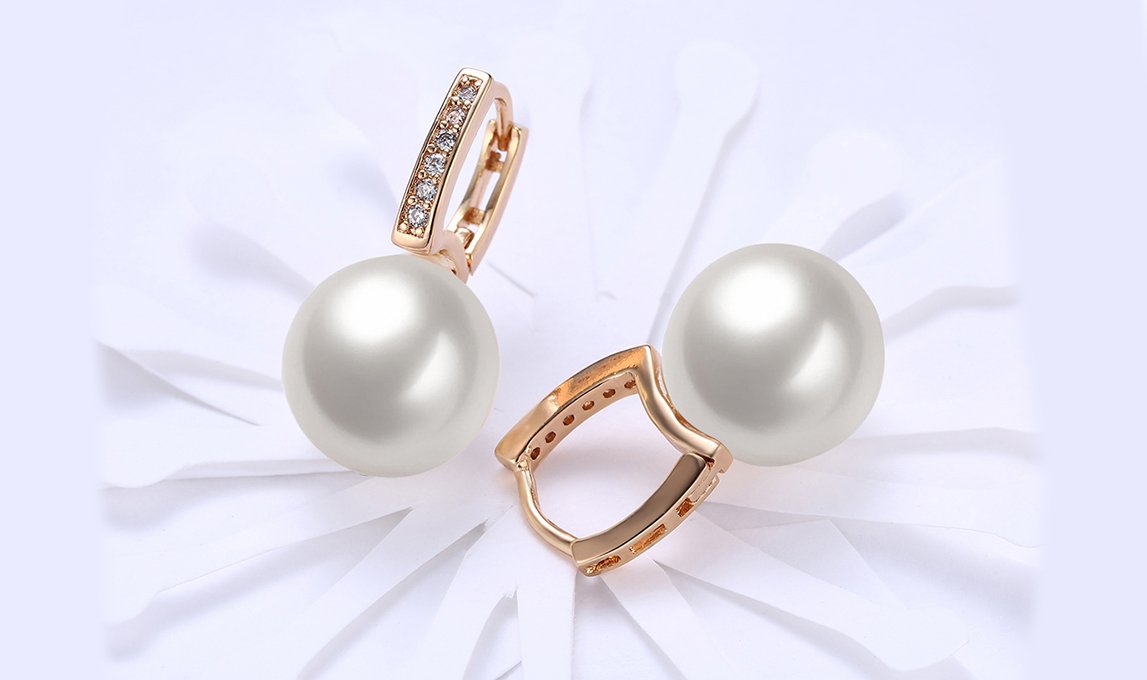 Freshwater Pearl Luxe Elements Pav'e Clip On Earrings in Goldtone Tone ITALY Design