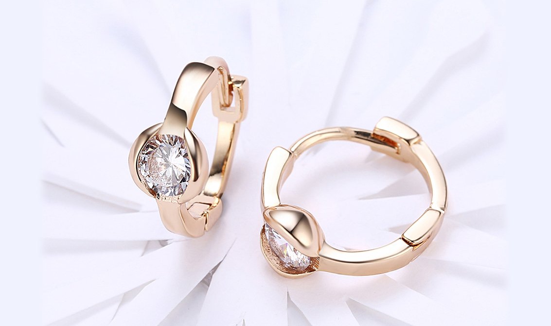 Goldtone Tone Sleek White Circular Clip On Earrings ITALY Design