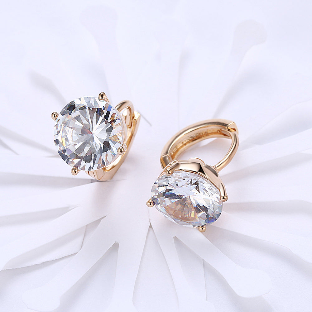 4 Prong Stone Huggie Earring in Goldtone