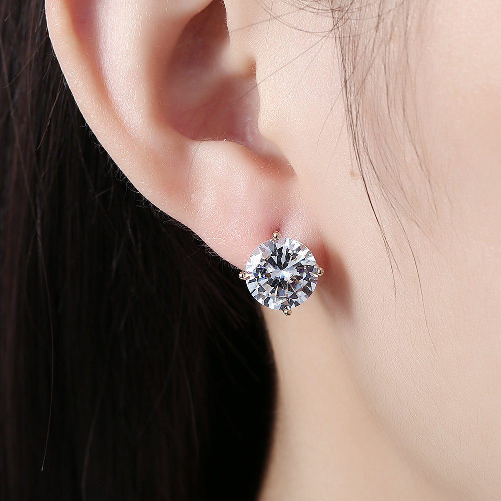 4 Prong Stone Huggie Earring in Goldtone