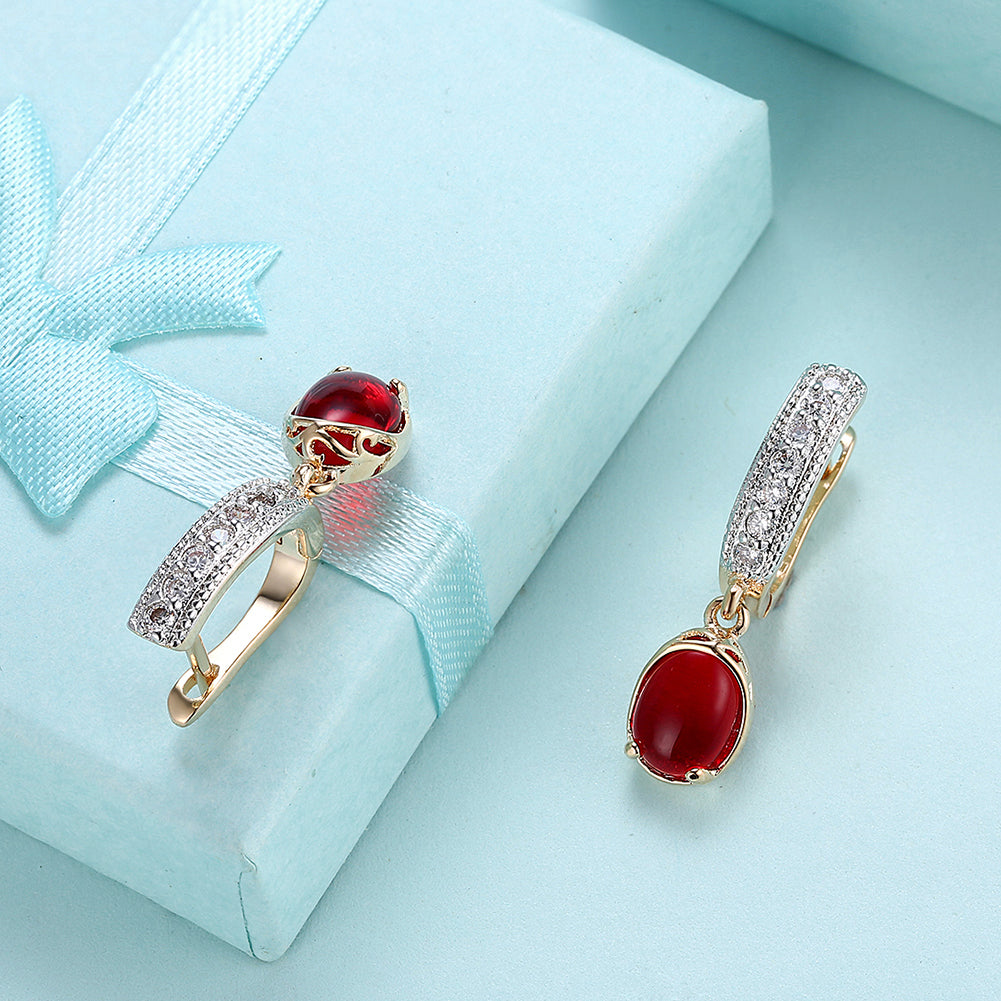 Red Stone Classic Resin Drop Earring in Goldtone