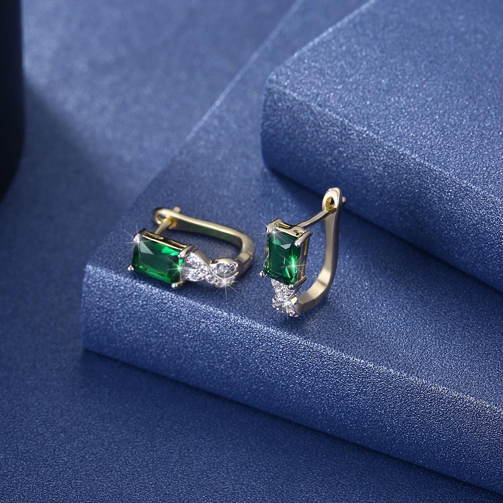 Green Emerald Cut Swarovski Twisted Earrings, Earring, Riakoob Jewelry, Riakoob Jewelry jewelryjewelry deals, swarovski crystal jewelry, groupon jewelry,, jewelry for mom,