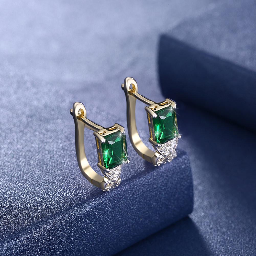 Green Emerald Cut Swarovski Twisted Earrings, Earring, Riakoob Jewelry, Riakoob Jewelry  jewelryjewelry deals, swarovski crystal jewelry, groupon jewelry,, jewelry for mom, 