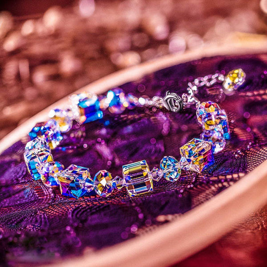Aurora Borealis Luxe Elements Cubed Stretch Silver Tone  Bracelet ITALY Design