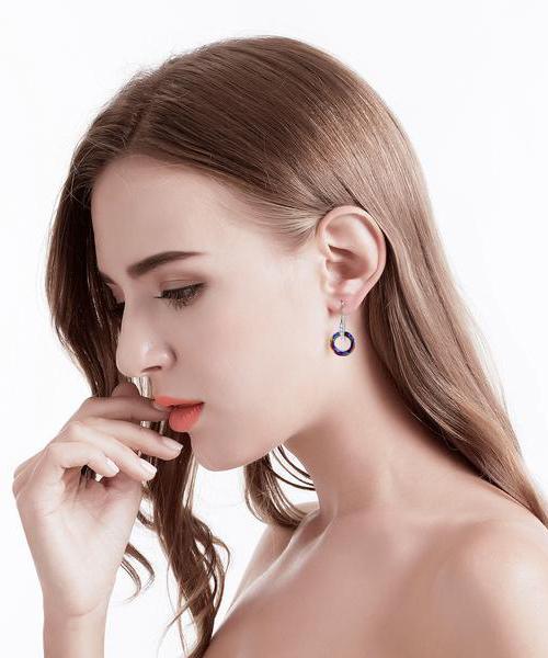 Enlightening Dangle Earrings With Luxe Crystals - Volcano in  Silvertone ITALY Design