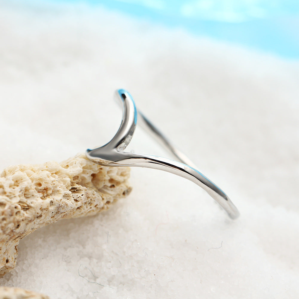 Malibu Beach Curved Wave Abstract Ring in 14K White Gold Tone