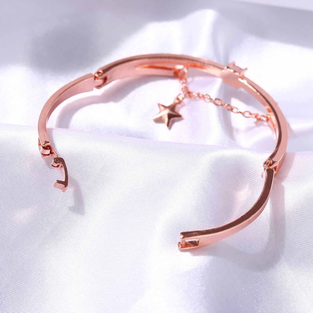 Star Drop With Luxe Crystals Rosegoldtone Bracelet in Rosegoldtone ITALY Design