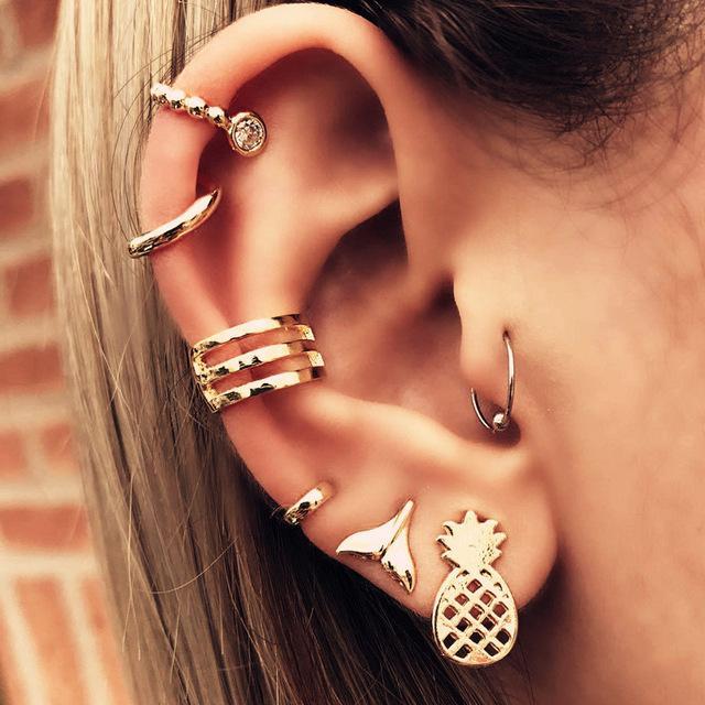 7 Piece Earring Set Goldtone Earring in Goldtone ITALY Design