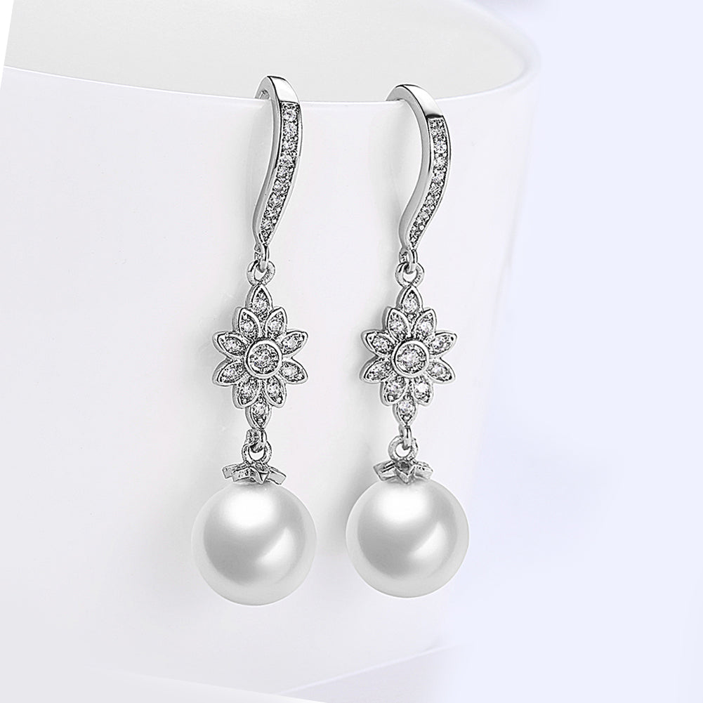 Серьги-подвески Starburst Freshwater Pearl в серебристом тоне с кристаллами