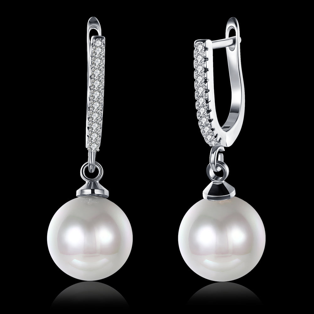 Freshwater Pearl Drop Earring in  Silvertone with  Crystals