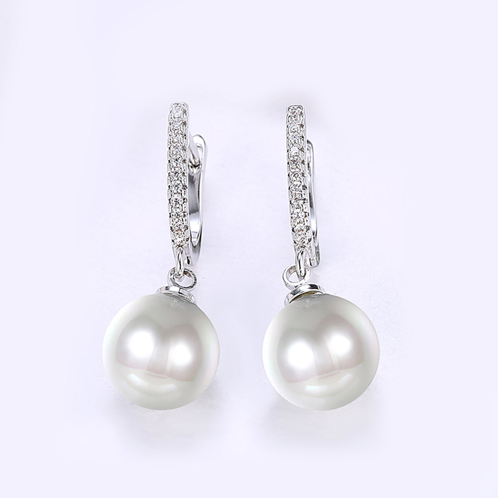 Freshwater Pearl Drop Earring in Goldtone with  Crystals