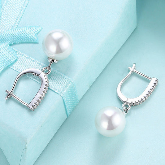 Freshwater Pearl Drop Earring in  Silvertone with  Crystals