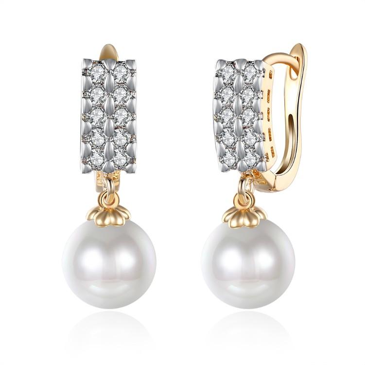 Swarovski Crystal Square Shaped Pearl Leverback Earrings Set in Goldtone - Riakoob Jewelry www.goldennycjewelry.com fashion jewelry for women