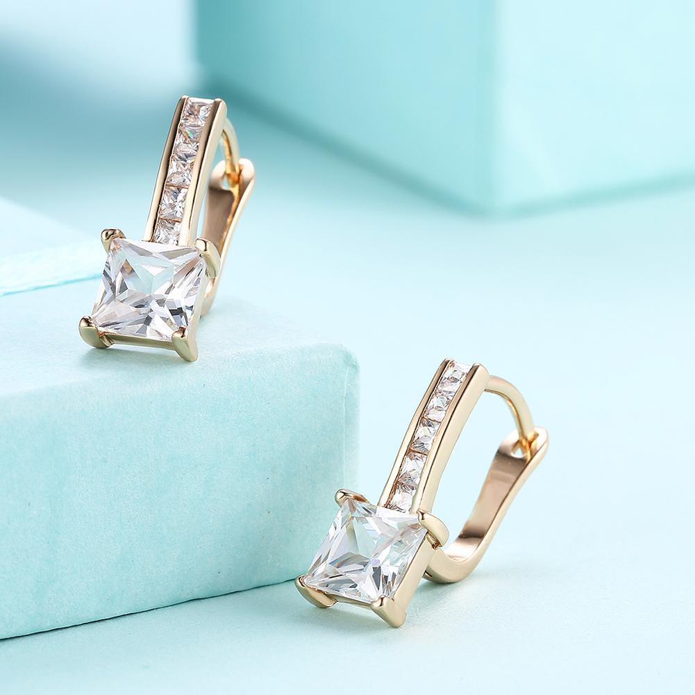 Princess Cut Pav'e  Elements in Goldtone