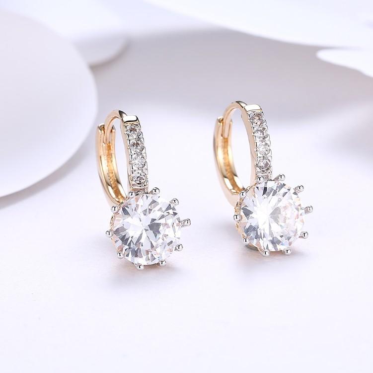 Created Damond Star Shaped Princess Cut Leverback Earrings Set in Goldtone - Riakoob Jewelry Pandora Jewelry goldennycjewelry.com wholesale jewelry 