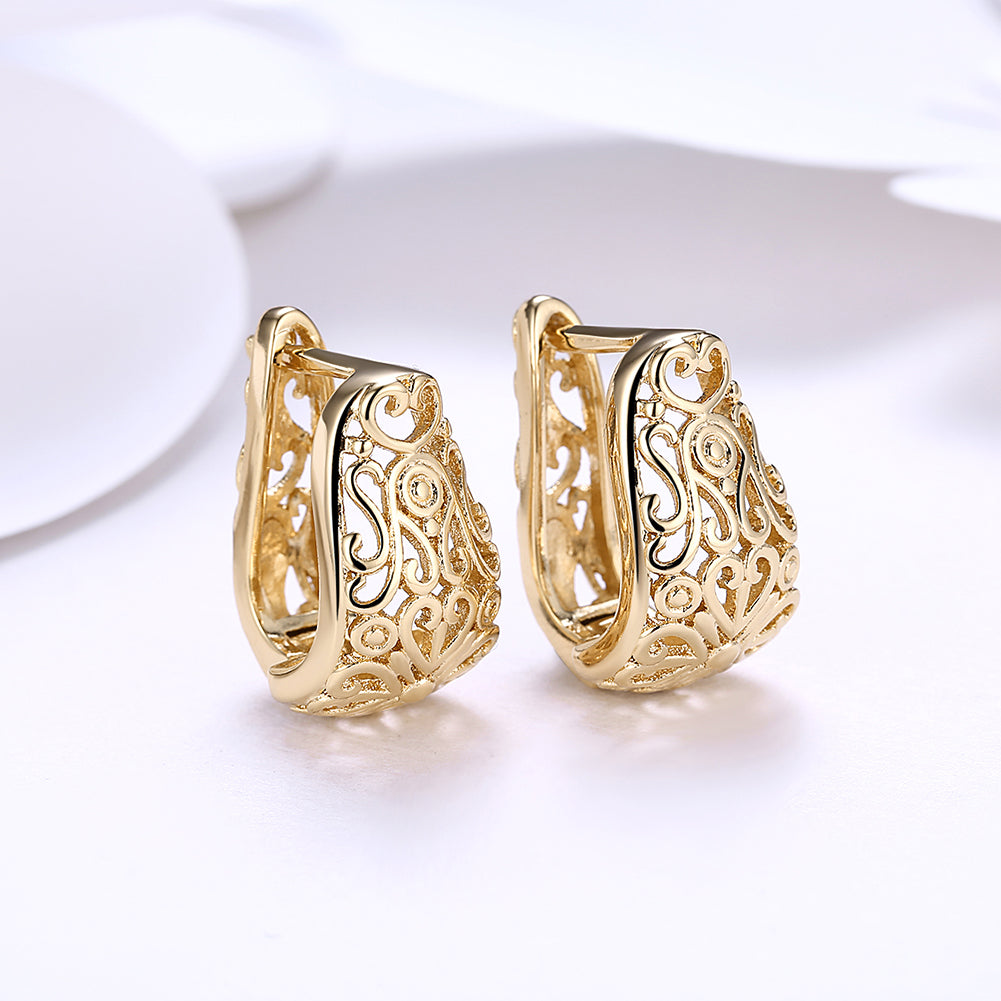 Bohemian Style Filigree Laser Cut Huggie Earring in Goldtone