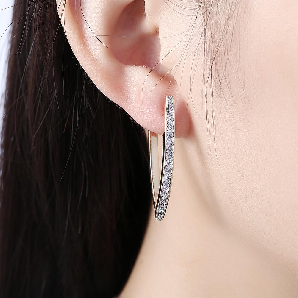 White Luxe Elements Thin Earrings In Goldtone ITALY Design